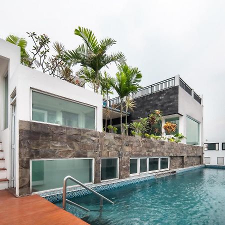 Cove Taman Aparthotel Jakarta Luaran gambar