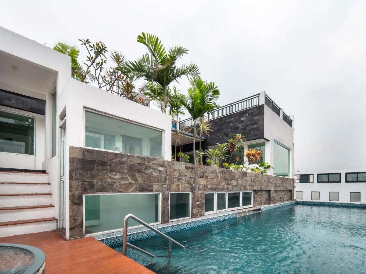 Cove Taman Aparthotel Jakarta Luaran gambar